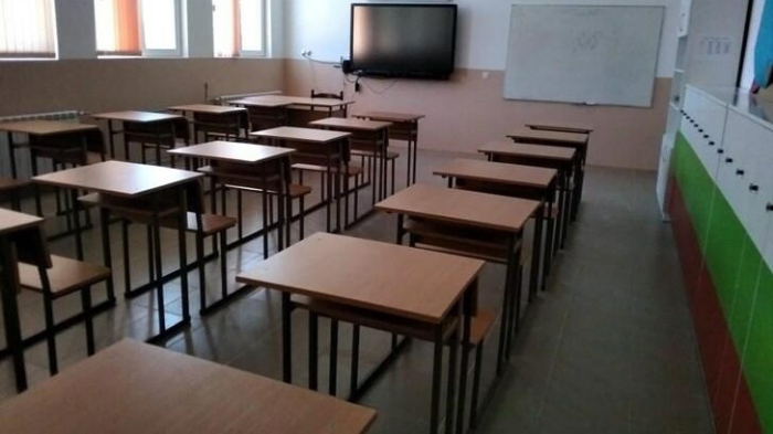 МОН предлага нови санкции към учениците, които не спазват правилата в клас