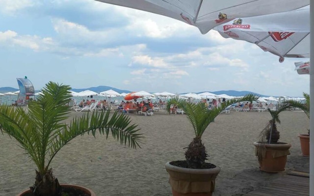 По-евтиното свършва с юни: Морето ни излиза двойно от юли