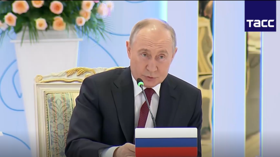 Владимир Путин отказа да обсъжда евентуално убийство на върховния лидер на Иран