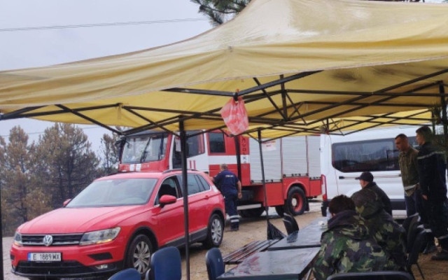 Обилен дъжд потуши пожара в Пирин