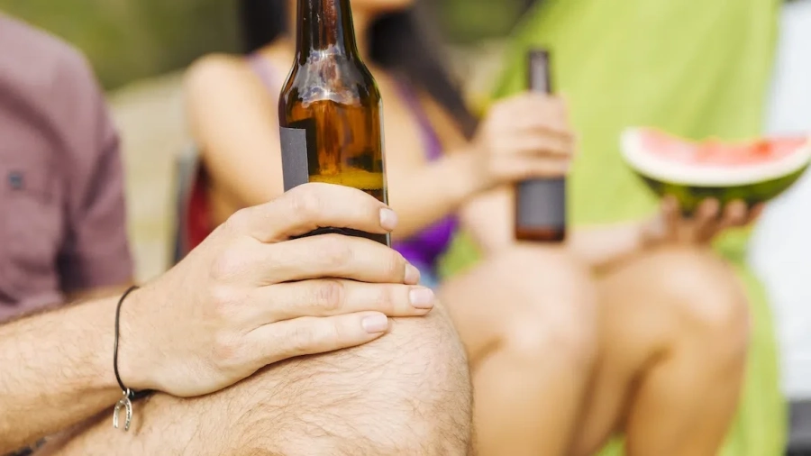 След Русе: ще забранят ли пиенето на открито и в столицата