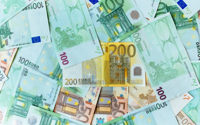 Заради еврото: Пощите стават чейндж бюра от Нова година, ето как ще се обменя