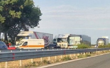 Край няма! Тежка катастрофа с тирове на АМ "Тракия" на входа на Пловдив