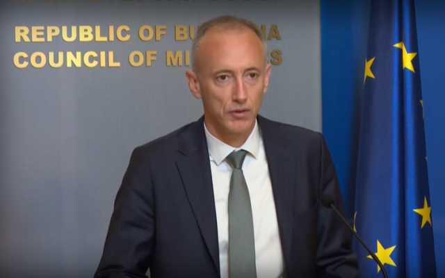 Промяна в учебните планове - най-рано от догодина