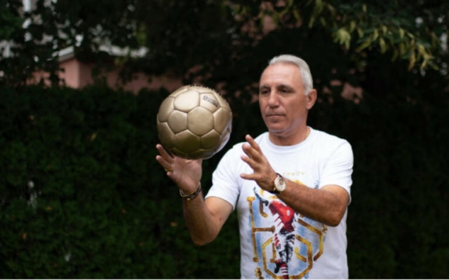 Стоичков и легенди събират милион евро за благотворителност