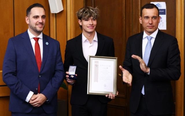 Ето кои са новите почетни граждани на София и носителите на наградата на СО