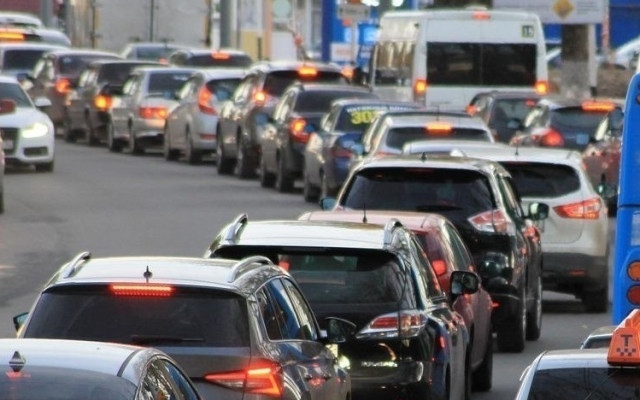 Голямото прибиране: Пак тапи, повече полиция и промени в движението