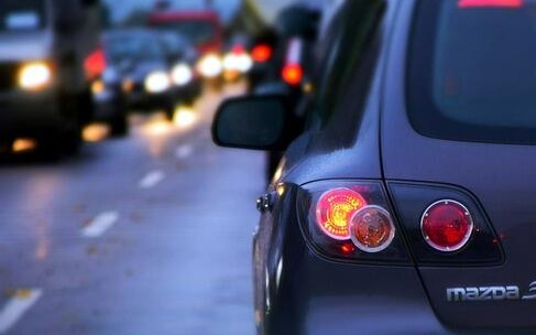 Двукилометрово задръстване край Кресна