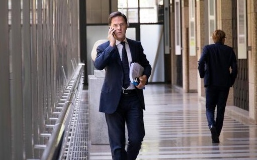 Рюте: НАТО може да сваля руски самолети, ако навлязат във въздушното пространство на алианса