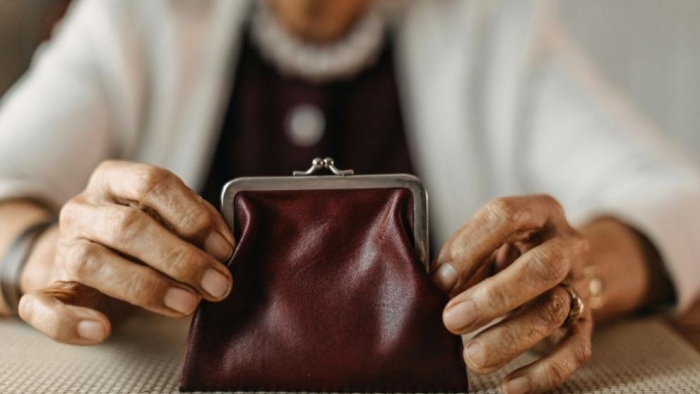 Обявиха кога ще започне изплащането на пенсиите за октомври