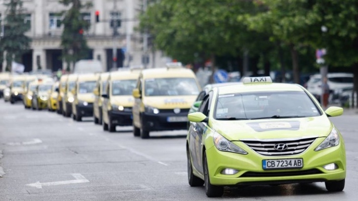 Такситата в София искат спешна актуализация на тарифите