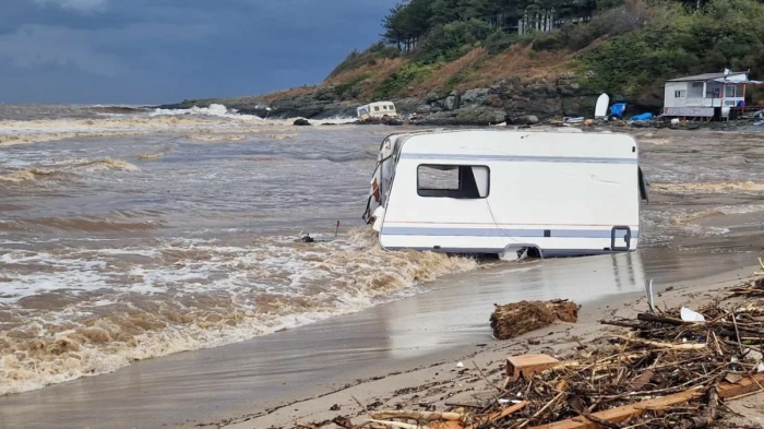 Каква помощ от държавата ще получат семействата, засегнати от наводненията по Черноморието