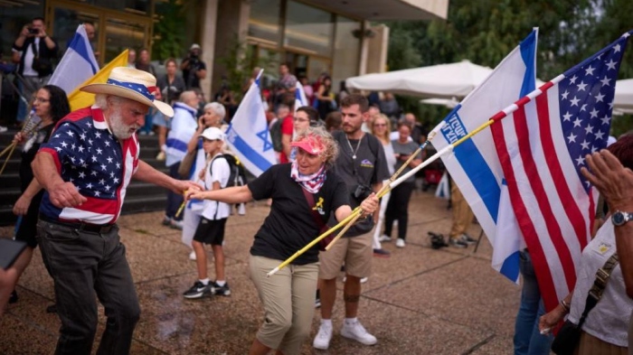 Празнества заляха улиците на Газа и Израел след обявяване на споразумението