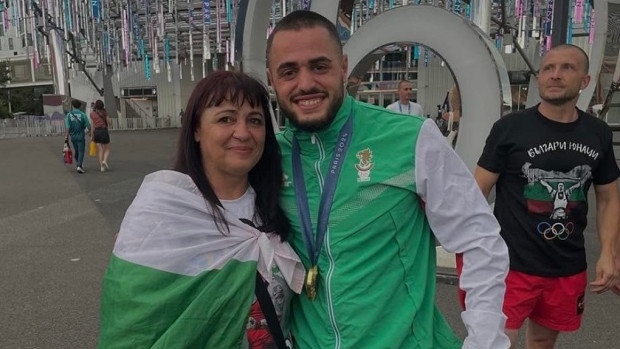 Майката на Карлос Насар: Той иска да стане легенда, за него само небето е лимит