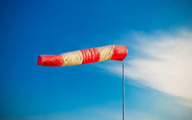 Буреносен вятър и жълт код в 9 области днес