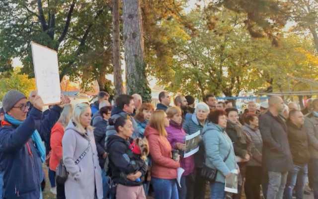 "Гласът на народа срещу насилието над деца": Протест в Бургас и други градове на страната