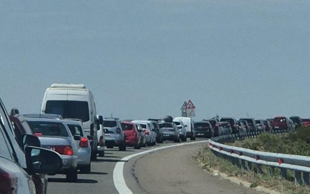 Пак затварят 4 пъти на ден АМ "Тракия"