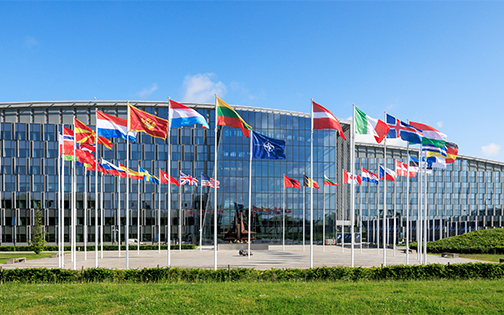 Конференция на НАТО:  Западните Балкани пак  могат да станат "бурето с барут на Европа"