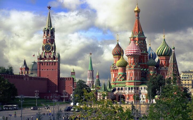 Туроператори спират екскурзиите до Русия и Беларус заради новите санкции на ЕС