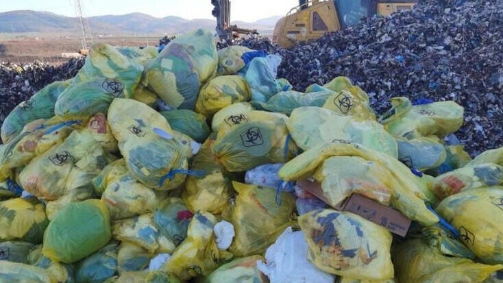 Кризисната организация за боклука в „Люлин“ и „Красно село“ остава, липсва работна ръка