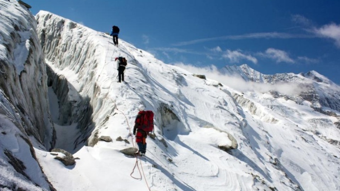 Тибетските власти спряха достъпа до Еверест