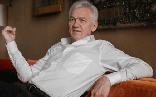 Приближен на Путин купува "Лукойл"?