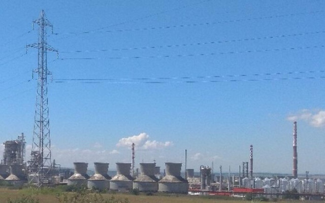 Риск за рафинерията в Бургас: Санкциите на САЩ може да спрат дейността ѝ след 21 ноември