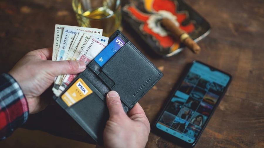 Инфлацията "изяде" 40% от спестяванията на българите