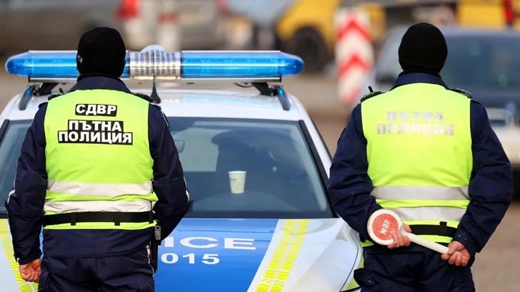 Разходите за заплати в МВР и МО скачат на 7 милиарда лева