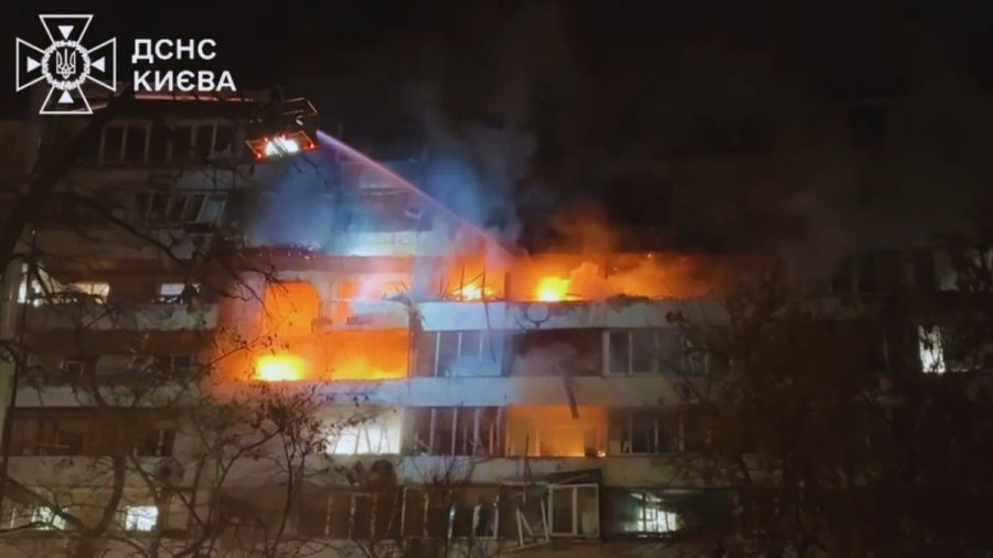 Руски хиперзвукови ракети и дронове удариха Киев, поне шест загинали и много ранени