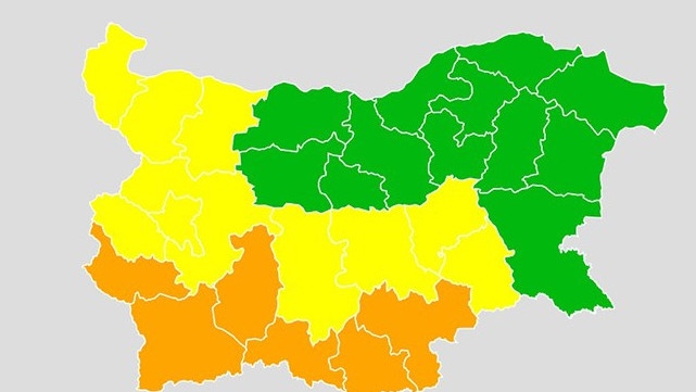 Оранжев код за порои и гръмотевици в Южна България
