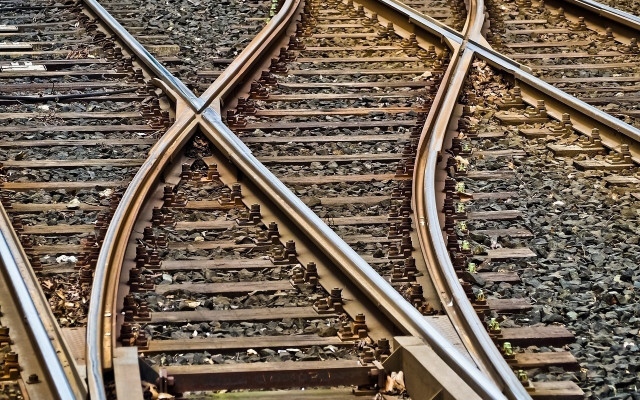 738 населени места у нас нямат НИКАКЪВ транспорт – нито автобус, нито влак