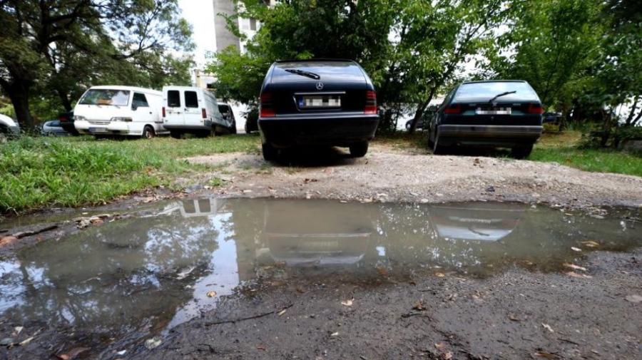 От догодина Столичната община въвежда нов стандарт за облагородяване на „калните точки"