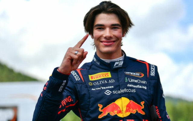 Никола Цолов с отличен дебют във Формула 2 в Катар