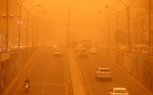 Пустинния прах от Сахара ни носи вируси и бактерии: Носете маски!