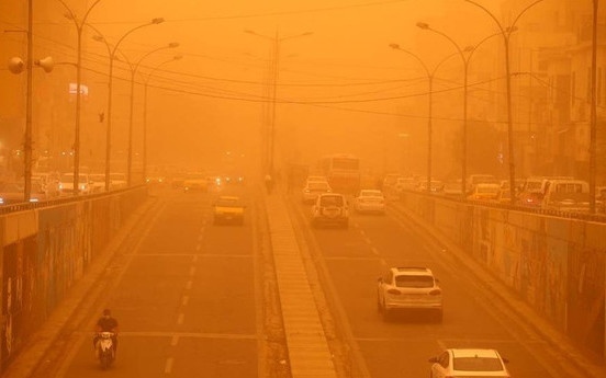 Пустинния прах от Сахара ни носи вируси и бактерии: Носете маски!