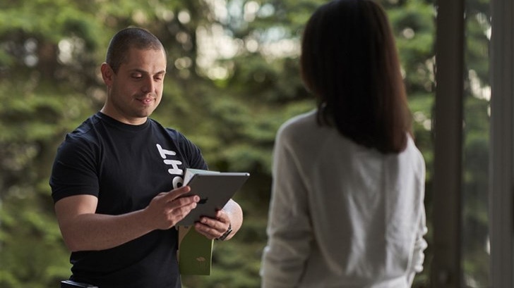 Николай Събев обеща решение за наложения платеж на онлайн търговците