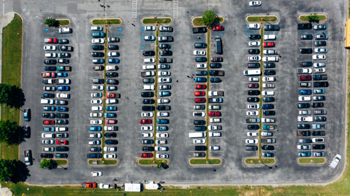 Столичната община планира изграждането на 9 паркинга с над 2 000 нови места