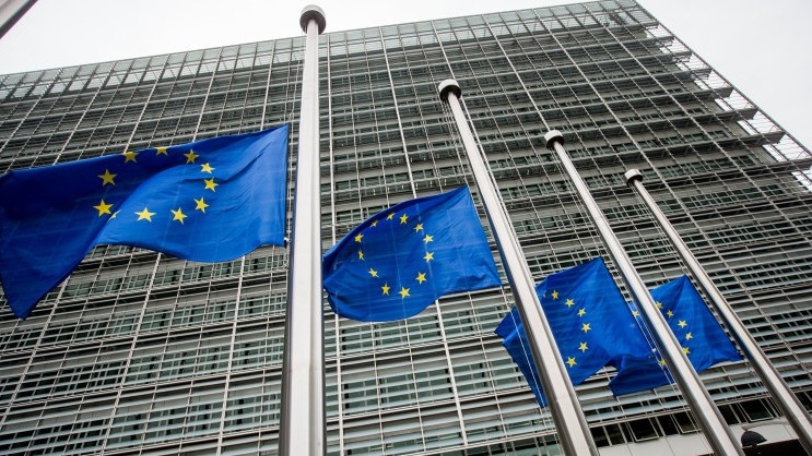 Над 55% от българите подкрепят Европейския съюз