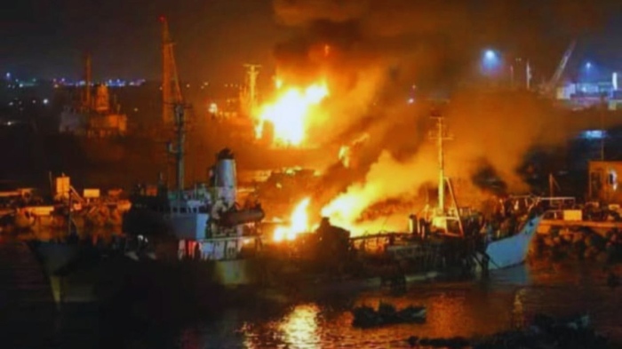 Саудитска Арабия удари пристанище в Йемен, обвинявайки ОАЕ в подкрепа на сепаратисти