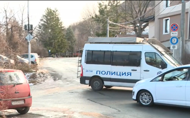 Трагедия на Витоша! Загина майка на две деца, след като дърво падна върху колата й