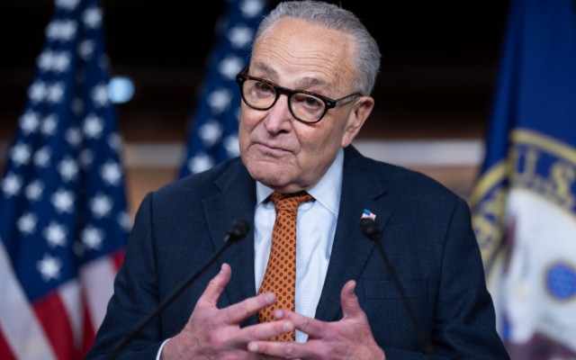 Лидерът на демократите в US Сената иска да блокира митата срещу европейците