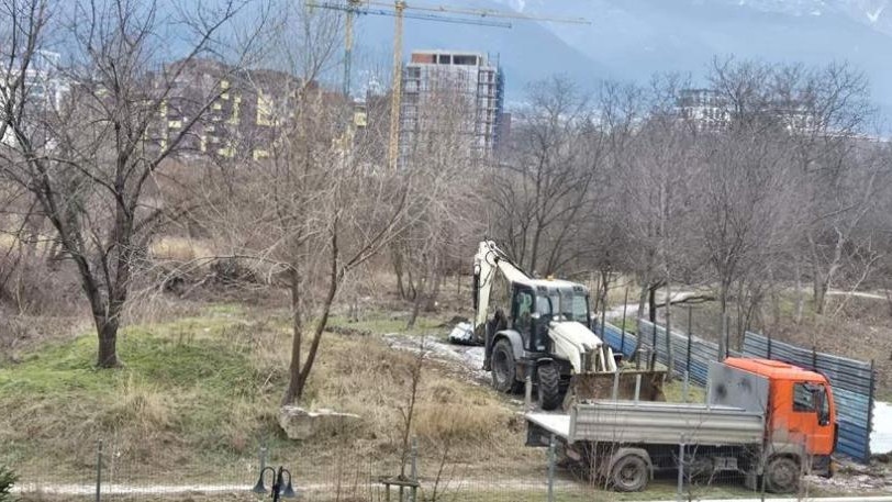 Жители на „Манастирски ливади“: Ние сме новите „Елени“ – строител мести коритото на река Боянска бара