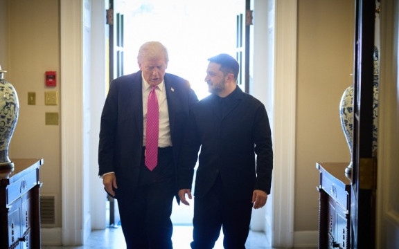 Без пресконференция: Тръмп и Зеленски разговаряха един час в Давос