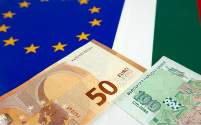 Чейндж бюрата вече нямат право да обменят левове за евро