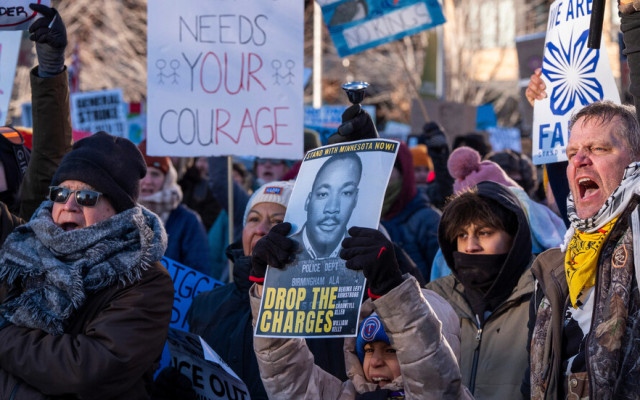 Хиляди на протест в САЩ срещу ICE