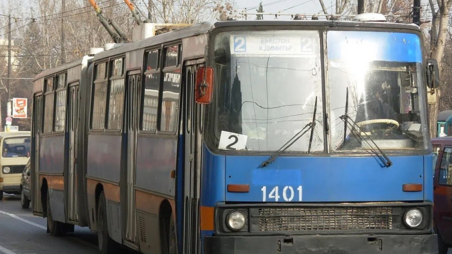 Пускат два реставрирани тролейбуса в движение в София