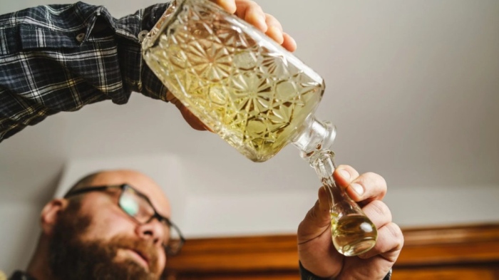 Българинът пие все повече: Вече и 11-годишни деца се напиват редовно