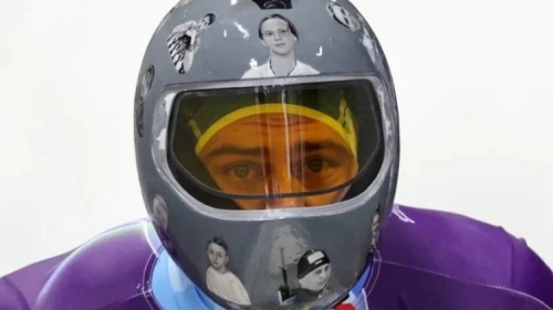 Зеленски награди с орден олимпиеца с "каската на паметта"