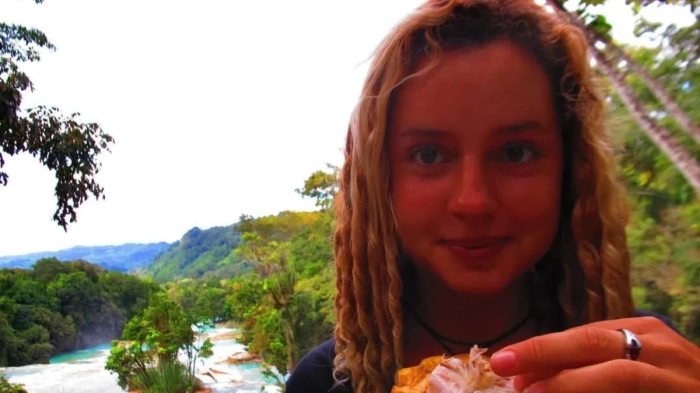 Гмуркачка от Плая дел Кармен: Калушев напусна Мексико заради здравословен проблем